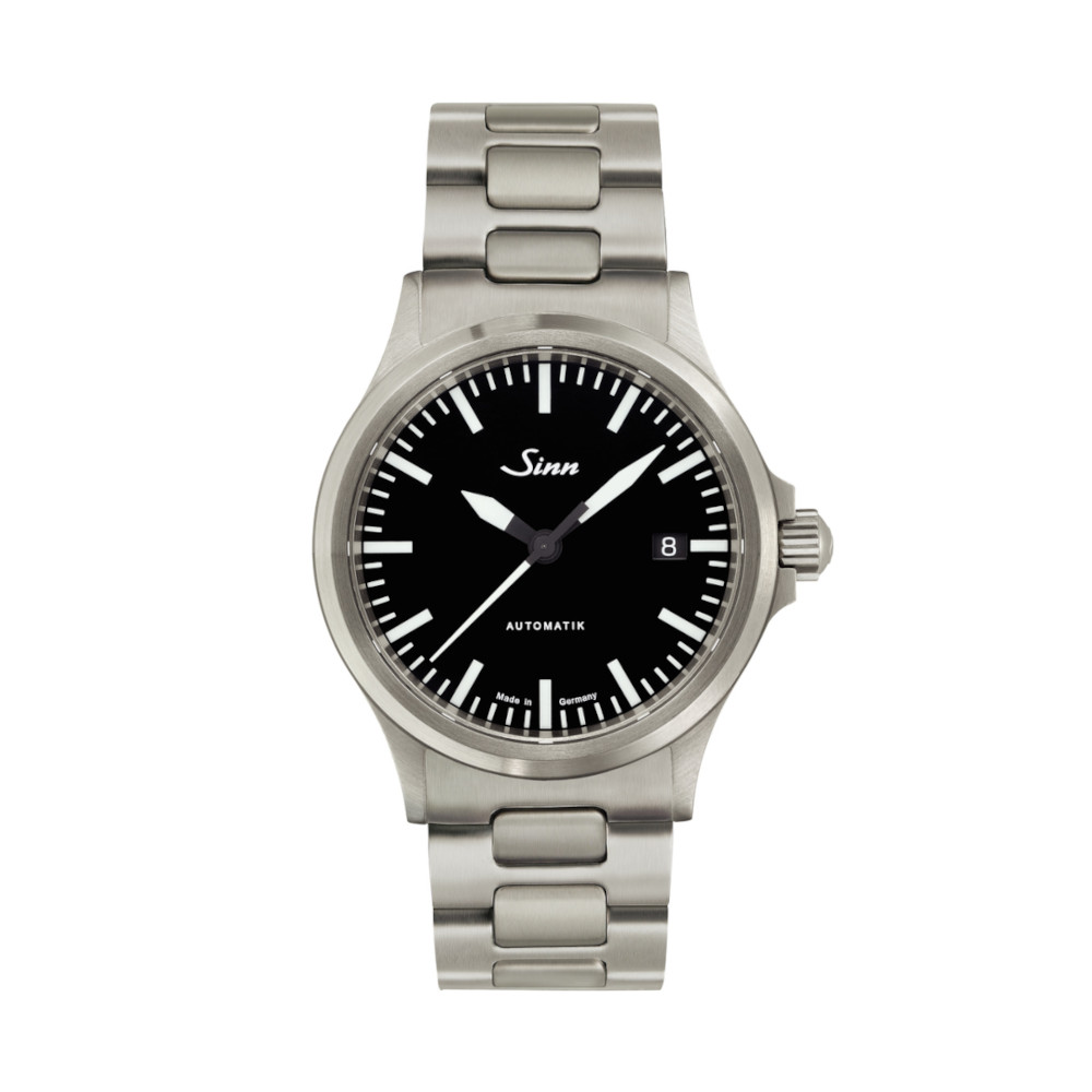 <a href="https://www.juwelier-kerner.de/sortiment/shop/uhren/sinn/" rel="tag">Sinn</a>